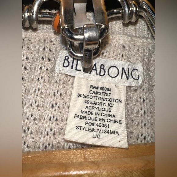 Billabong Light Tan Scoop Neck Knit Sweater Size Large EUC - Picture 4 of 8